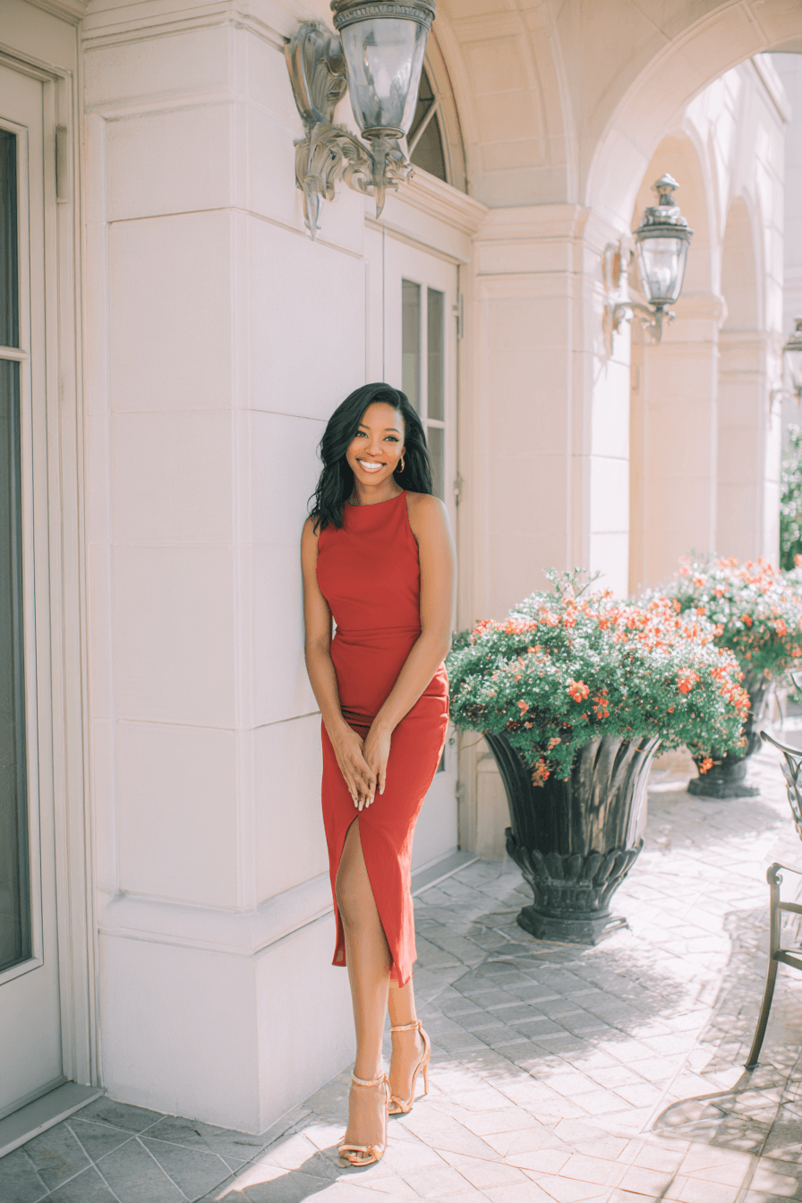 27 Graduation Party Outfit Ideas for Guests to Look Stylish and Celebrate in Style